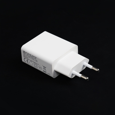 ได้รับการรับรอง CE 5W 5V 1A เครื่องชาร์จ USB กำลังขับของสหภาพยุโรปปลั๊กแบตเตอรี่เครื่องชาร์จลิเธียม