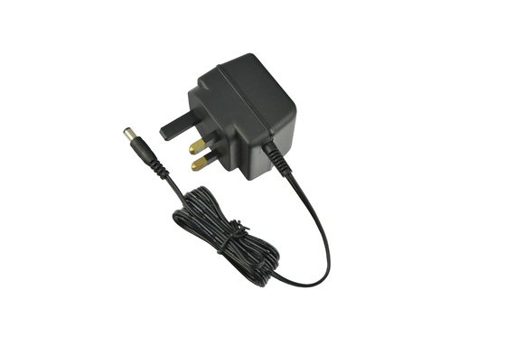 อะแดปเตอร์จ่ายไฟ AC 4.5V พร้อมปลั๊ก UK 3PIN ที่ใช้สำหรับปั๊มลม